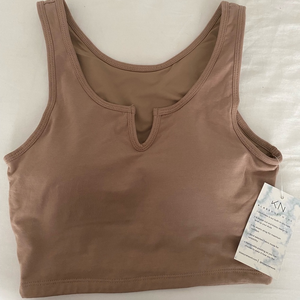 Klassy Network V Cut Brami Crop